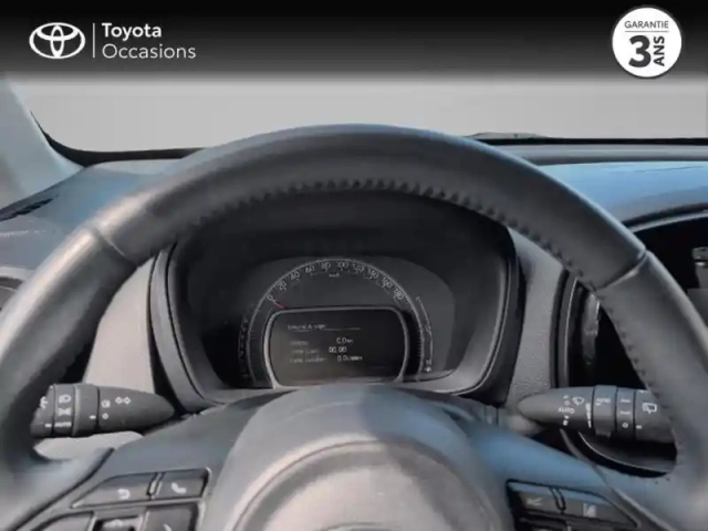 Toyota Aygo X 1.0 vvt-i 72ch dynamic — photo 13