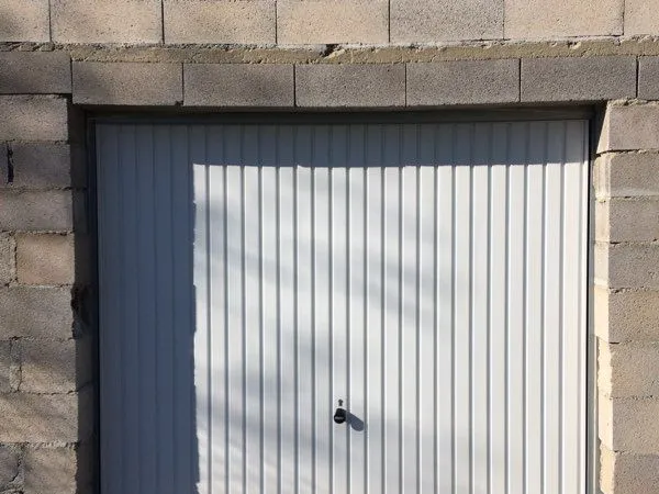 Briatexte garage à louer
