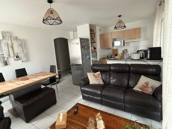 T3 de 57m2 avec Balcon, Piscine, 2 places de parking