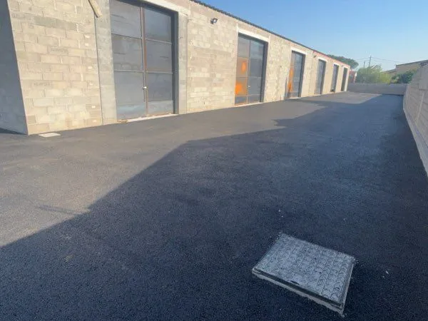 Hangar local, box activité