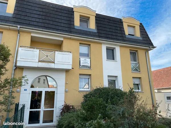 PLOBSHEIM - Bel appartement de 72 m² avec balcon, garage fermé et parking privatif