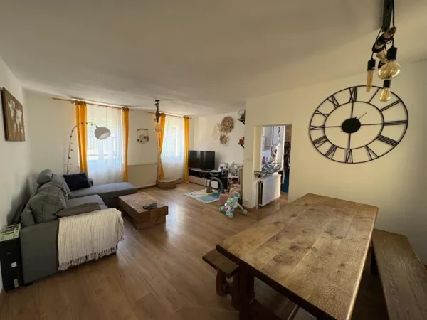 Maison 6 pièces 100 m²