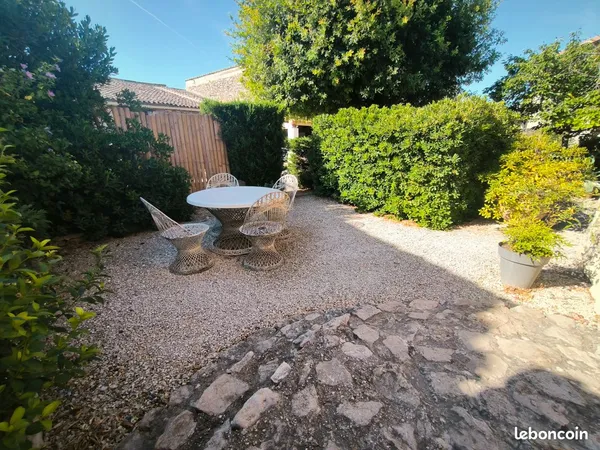 Pernes les Fontaines location meublée