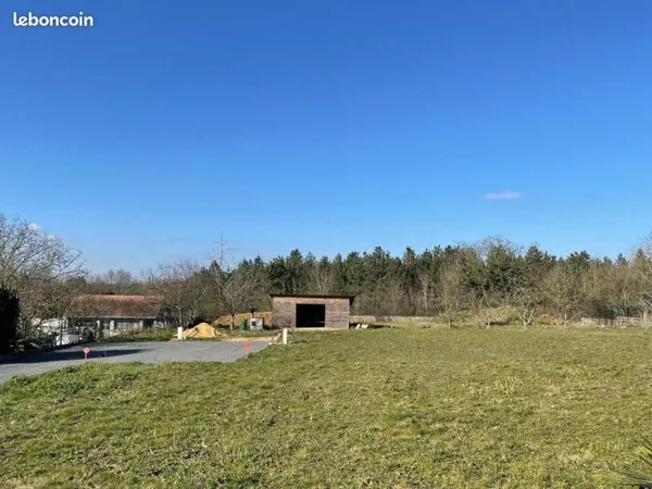 Terrain 655 m² Connerré