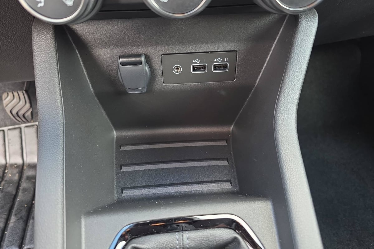 Renault Clio 5 — photo 18