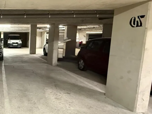 PLACE DE PARKING SOUS-SOL