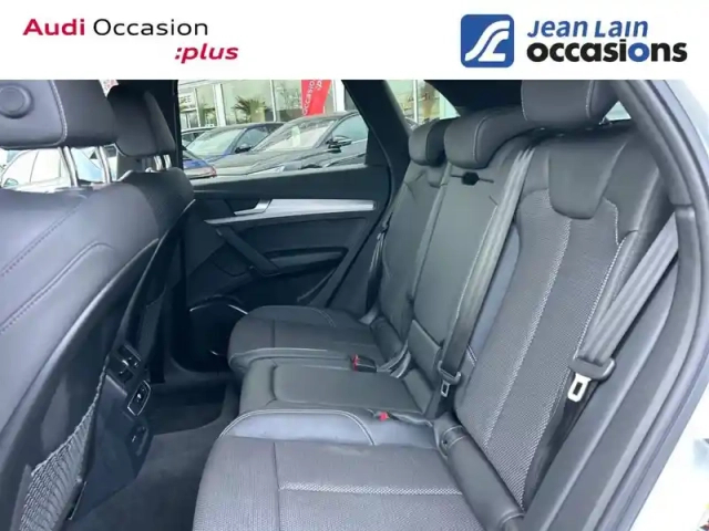 Audi Q5 55 tfsie 367 s tronic 7 quattro — photo 38