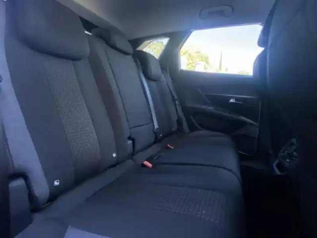 Peugeot 3008 ii puretech 130 s&amp;s eat8 active bus — photo 2