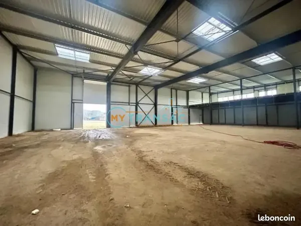 Local d'activité 405 m²