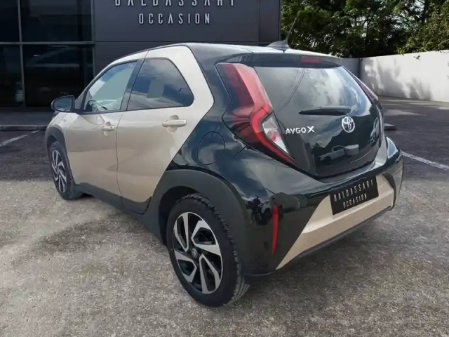 Toyota Aygo X 1.0 vvt-i 72 — photo 3