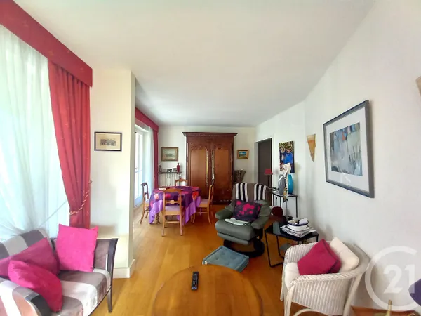 Appartement 5 pièces 101 m²