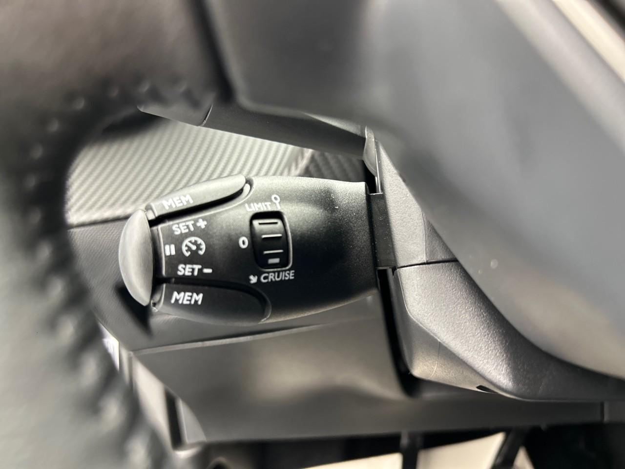 Peugeot 2008 100 s&s bvm6 style — photo 20