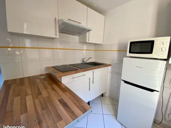 F3 50 m2 limite Troyes-Sainte Savine