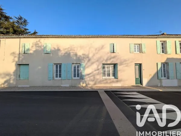 Maison 7 pièces 217 m²