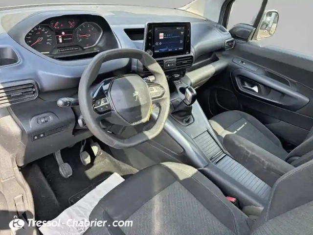 Peugeot Rifter standard bluehdi 100 bvm5 allure — photo 11