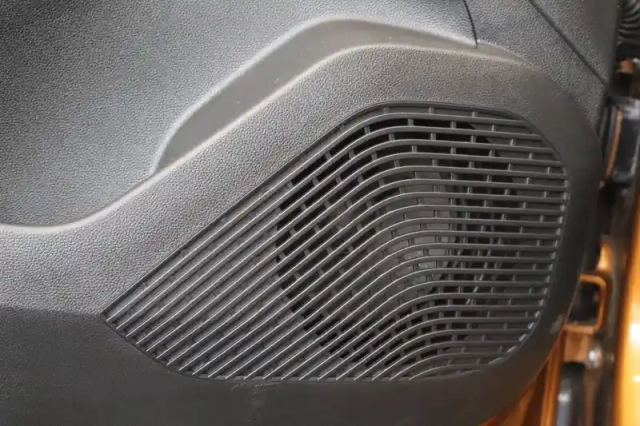 Renault Captur blue dci 95 — photo 34