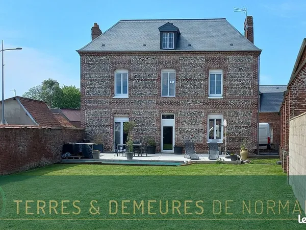 Maison 7 pièces 156 m²