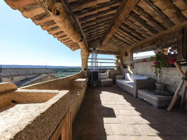 Maison 7 pièces 195 m²