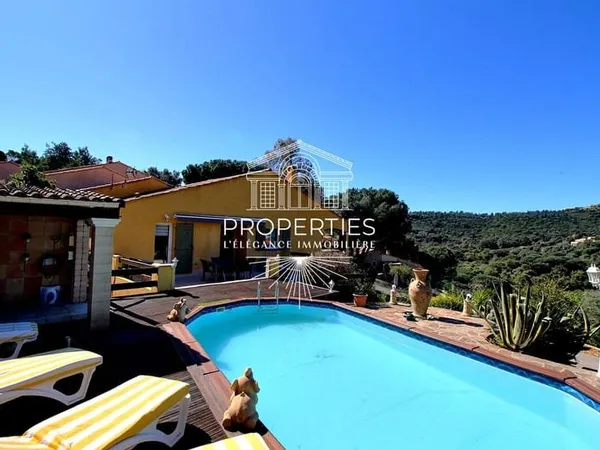 LE LAVANDOU - CAVALIÈRE - MAISON - 900 METRES DE LA PLAGE - PISCINE - GARAGE