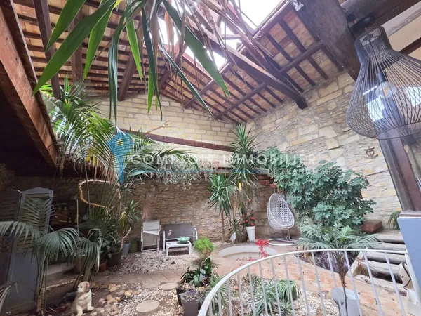 Maison de maitre 210 m2 proche centre ville