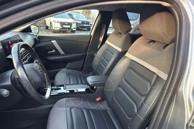 Citroën C4 puretech 130 s&amp;s eat8 — photo 39