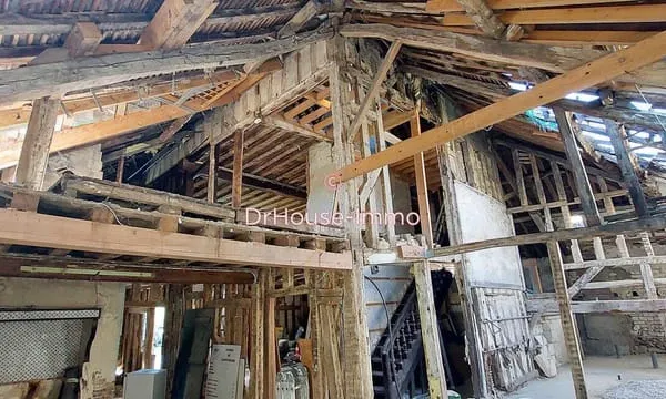 Maison 10 pièces 368 m²