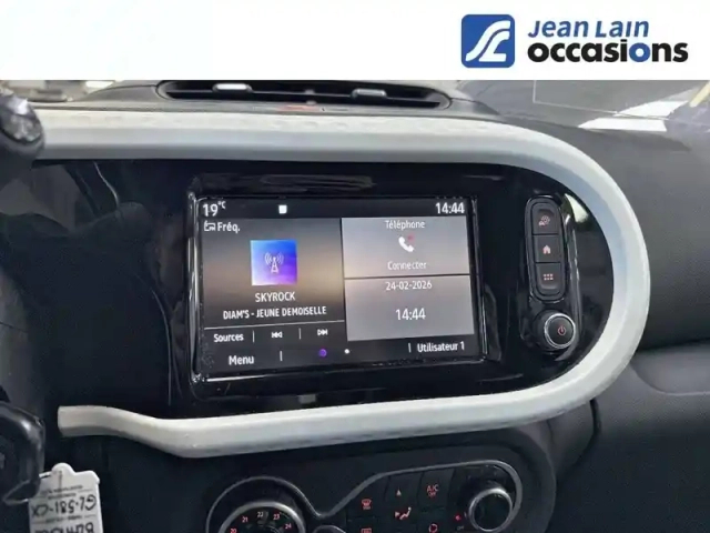 Renault Twingo iii sce 65 — photo 15