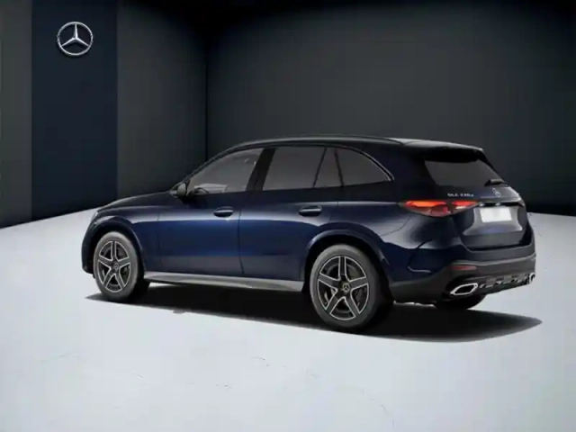 Mercedes Glc 220 d 4matic amg line — photo 24