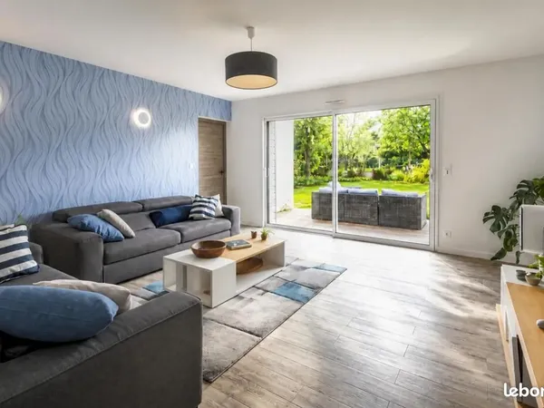 Maison 8 pièces 249 m²