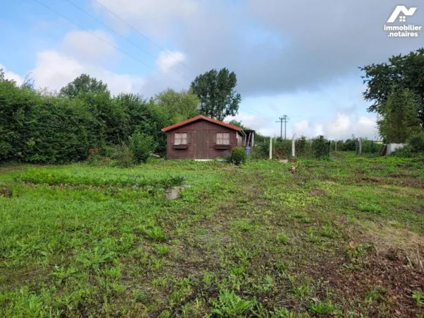 Terrain 776 m²