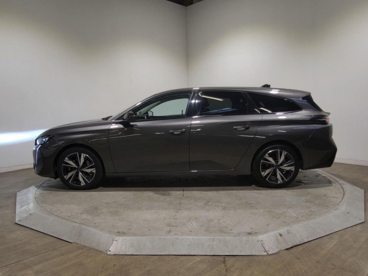 Peugeot 308 sw bluehdi 130ch s&s eat8 allure — photo 2
