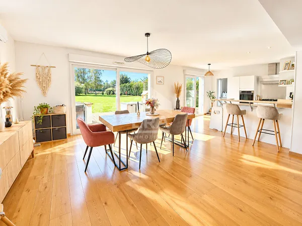 Maison 8 pièces 137 m²