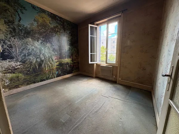 Appartement Lyon 2 pièces à rénover