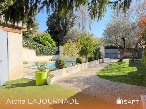 Maison 180m2, 5 chambres, piscine et jardin!