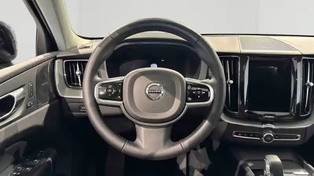 Volvo Xc60 t6 awd hybride rechargeable 253 ch+145 ch geartronic 8 — photo 14