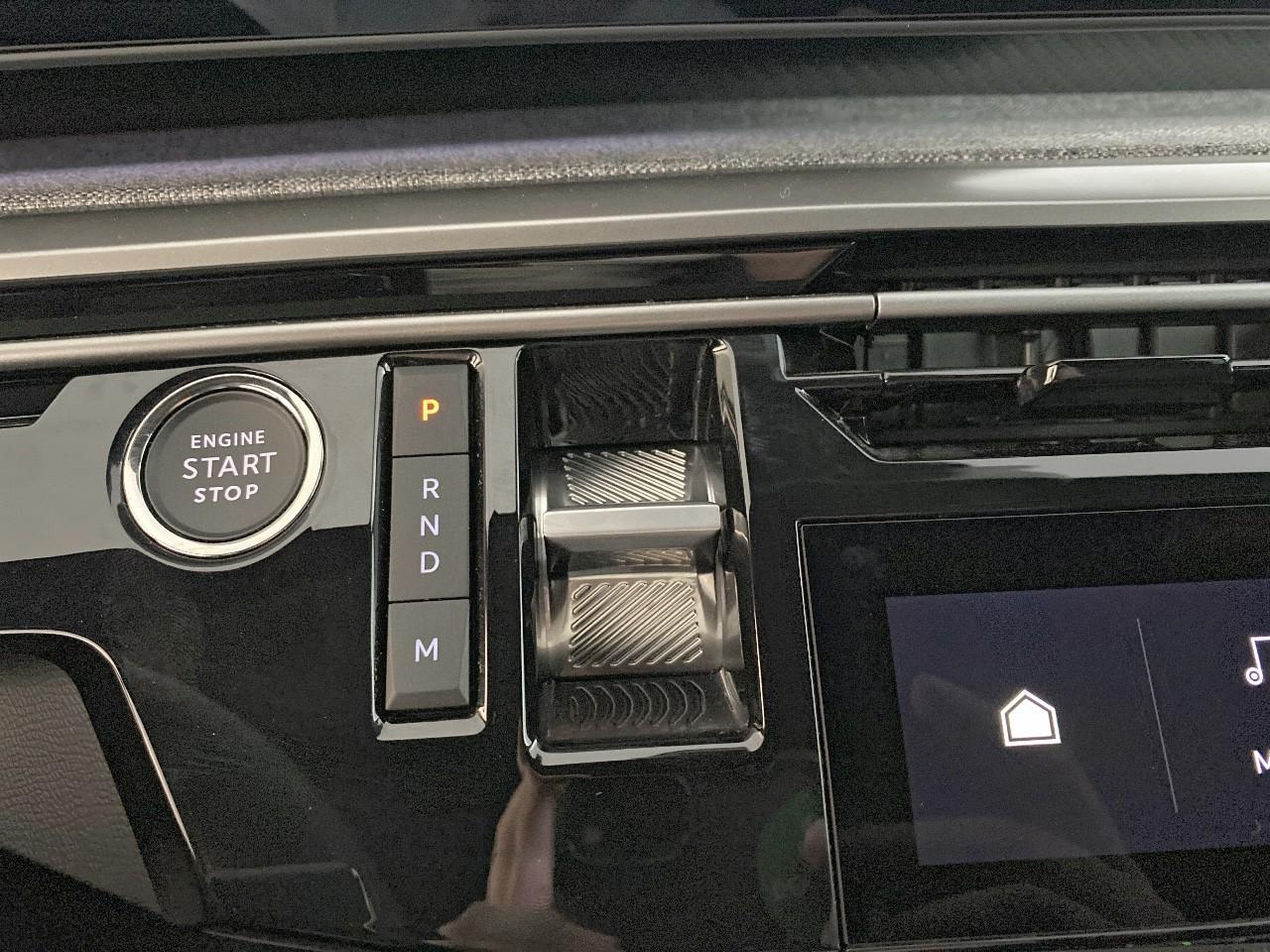 Peugeot 5008 hybrid 145 ch e-dcs6 allure — photo 15