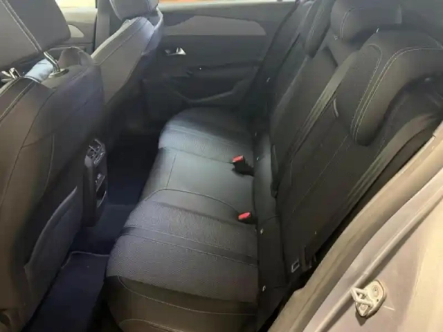 Peugeot 308 phev 180 allure e-eat8 / gps / carplay / caméra / loa — photo 9