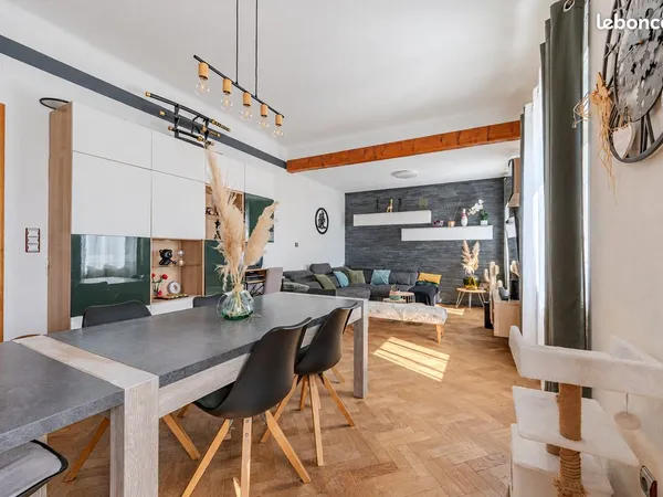 Propriété de 192 m² avec 2 logements indépendants