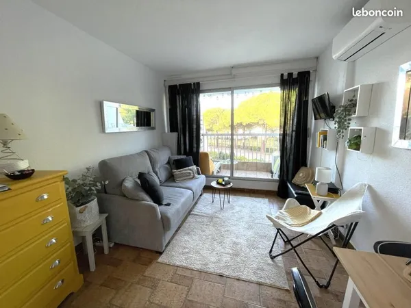 Studio 1 pièce 24 m²