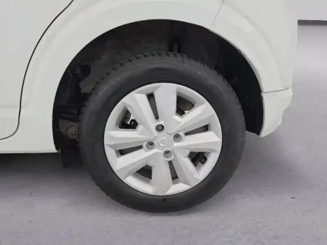 Dacia Sandero sce 65 — photo 201