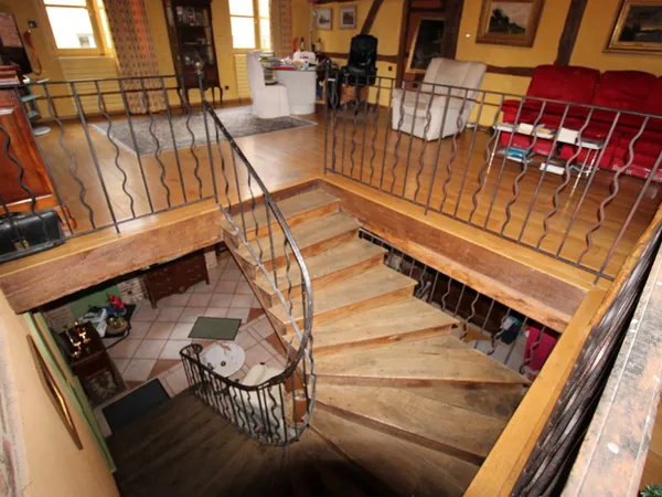 EXCEPTIONNELLE DEMEURE DE CARACTÈRE AU C?UR DU CENTRE HISTORIQUE DE CHÂTILLON