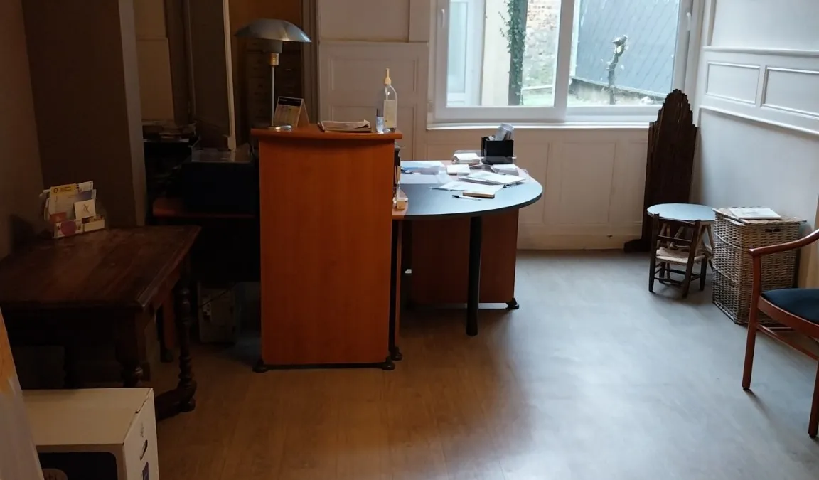 Photo 1