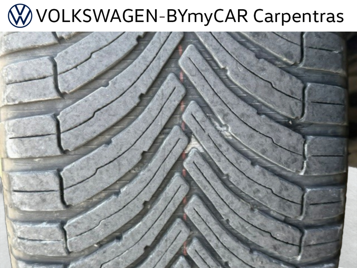 Volkswagen Tiguan 2.0 TDI 150ch DSG7 — photo 9