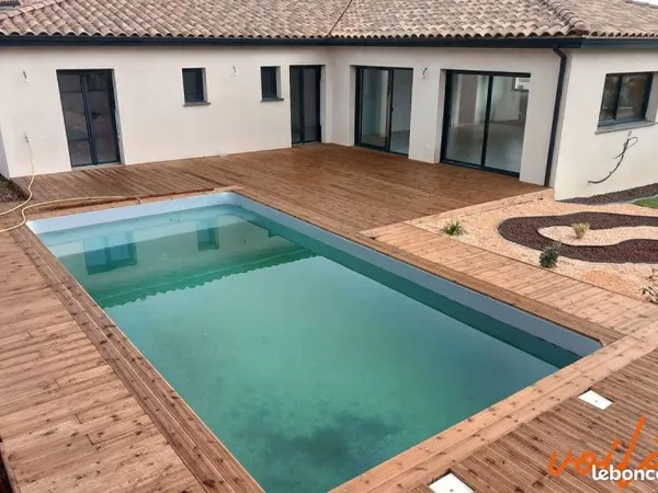 Villa 5 pièces 140 m²