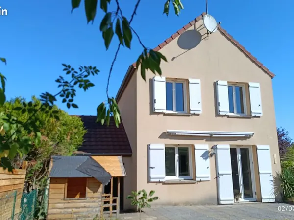 Pavillon T4 avec jardin et garage