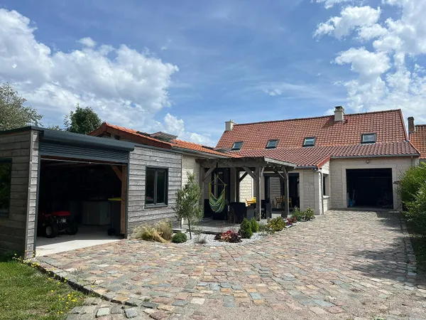 Maison 7 pièces 156 m²