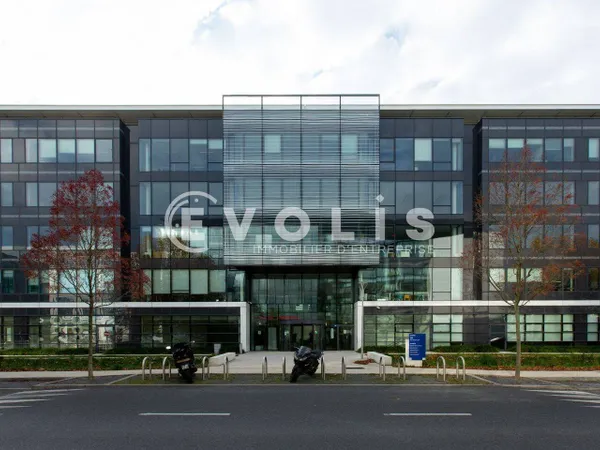 Bureau 5090 m²