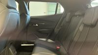 Peugeot 2008 1.2 PureTech 130ch S&S GT EAT8 — photo 13