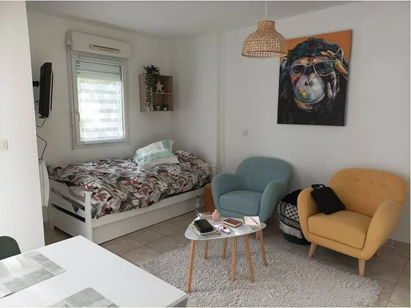 Studio 1 pièce 29 m²