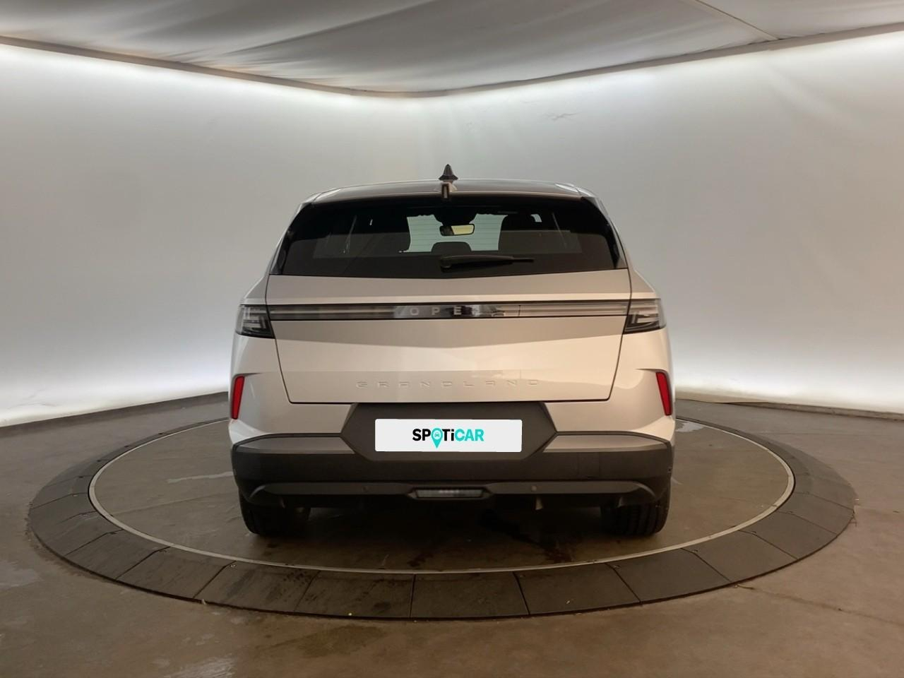 Opel Grandland 1.2 turbo hybrid 145 ch e-dct6 edition — photo 5